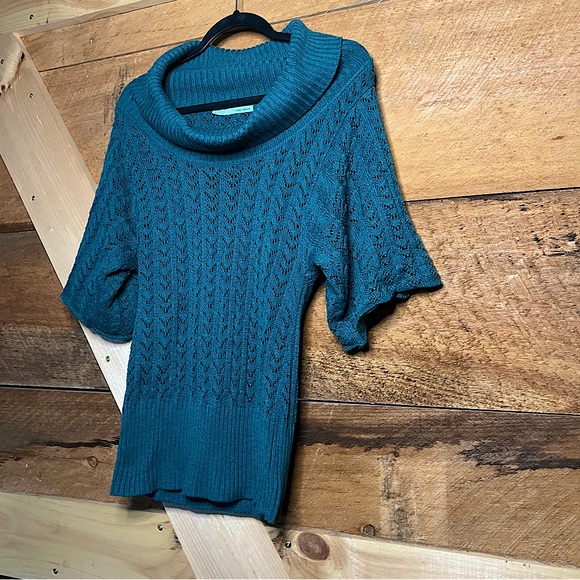 Maurices Women’s Small Short Sleeve Sweater Cowl Neck Jade Fitted Waist Top - Picture 5 of 8